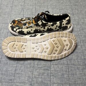 Women's Slip On Shoes